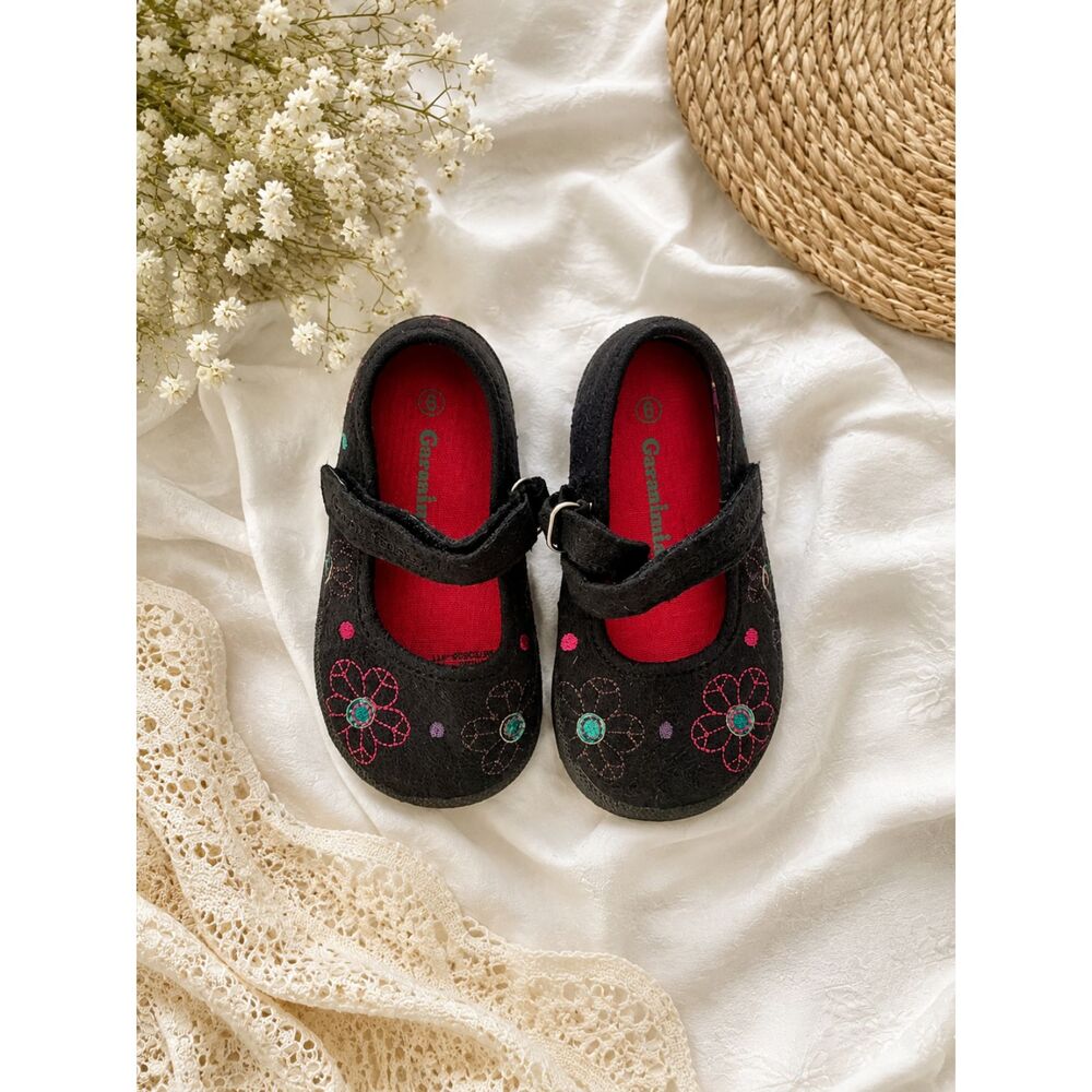 NWT Garanimals Toddler Girls Black Floral Mary Jane Shoes Size 6 Infant